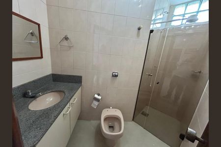 Casa para alugar com 294m², 4 quartos e 2 vagas