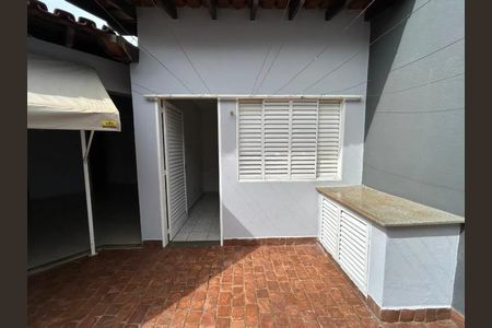 Casa para alugar com 294m², 4 quartos e 2 vagas