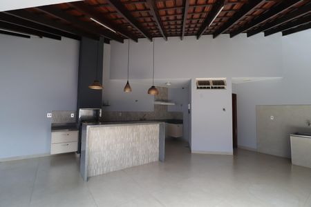 Casa para alugar com 294m², 4 quartos e 2 vagasVaranda
