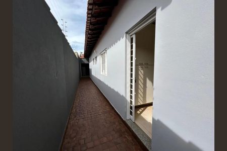 Casa para alugar com 294m², 4 quartos e 2 vagas
