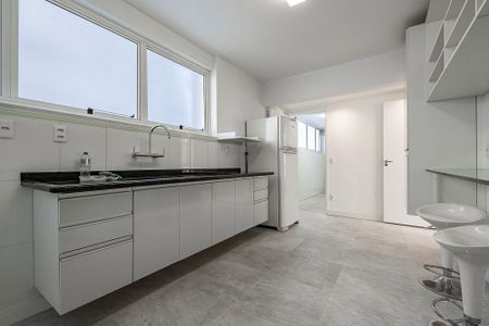 Apartamento à venda com 127m², 2 quartos e 1 vaga Apartamento à venda com 127m², 2 quartos e 1 vagaCozinha