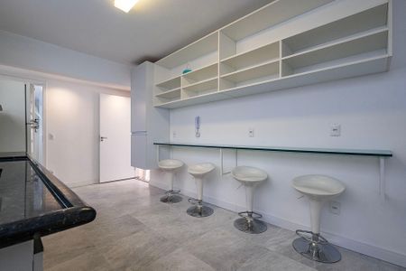 Apartamento à venda com 127m², 2 quartos e 1 vaga Apartamento à venda com 127m², 2 quartos e 1 vagaCozinha