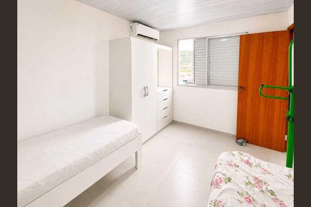 Quarto de apartamento para alugar com 1 quarto, 30m² em Cachoeira do Bom Jesus Leste, Florianópolis