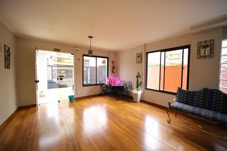 Apartamento para alugar com 48m², 2 quartos e 1 vagaÁrea comum - Salão de festas