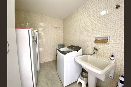 Casa à venda com 160m², 4 quartos e 3 vagas