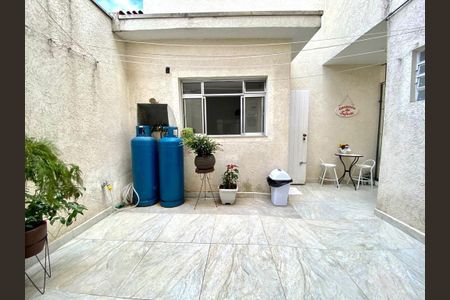 Casa à venda com 160m², 4 quartos e 3 vagas