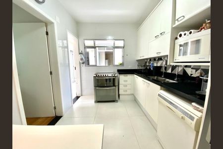 Casa à venda com 160m², 4 quartos e 3 vagas
