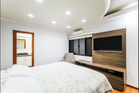 Casa à venda com 280m², 4 quartos e 4 vagas
