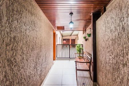 Casa à venda com 280m², 4 quartos e 4 vagas