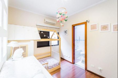 Casa à venda com 4 quartos, 280m² em Vila da Saúde, São Paulo