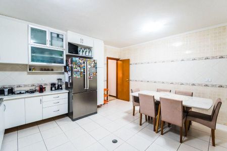 Casa à venda com 280m², 4 quartos e 4 vagas