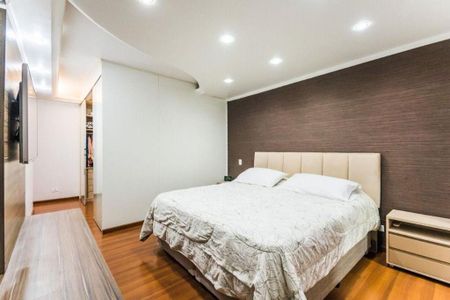 Casa à venda com 280m², 4 quartos e 4 vagas