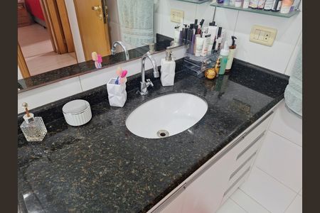 Apartamento à venda com 100m², 3 quartos e sem vaga Apartamento à venda com 100m², 3 quartos e sem vagaBanheiro