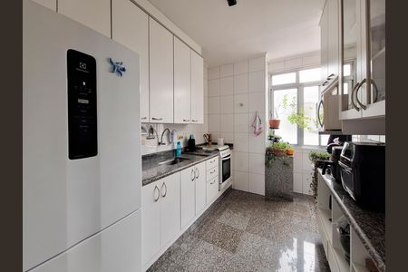 Apartamento à venda com 100m², 3 quartos e sem vaga Apartamento à venda com 100m², 3 quartos e sem vagaCozinha