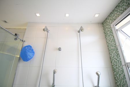 Apartamento à venda com 200m², 4 quartos e 3 vagasBanheiro da Suíte 1
