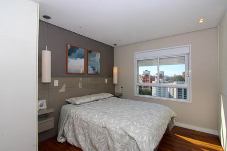 Apartamento à venda com 200m², 3 quartos e 3 vagas Apartamento à venda com 200m², 3 quartos e 3 vagasSuíte 2