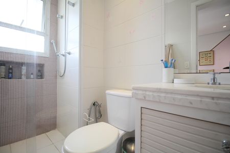 Apartamento à venda com 200m², 4 quartos e 3 vagasBanheiro da Suíte 3