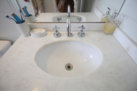 Apartamento à venda com 200m², 4 quartos e 3 vagasBanheiro da Suíte 3