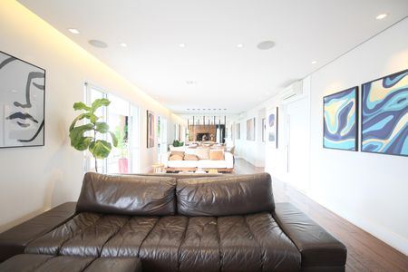Apartamento à venda com 200m², 4 quartos e 3 vagasSala de TV