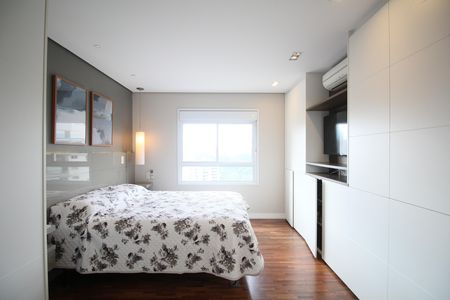 Apartamento à venda com 200m², 4 quartos e 3 vagasSuíte 1