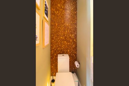 Apartamento à venda com 200m², 3 quartos e 3 vagas Apartamento à venda com 200m², 3 quartos e 3 vagasLavabo