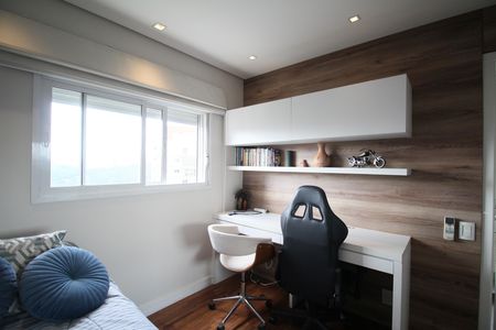 Apartamento à venda com 200m², 4 quartos e 3 vagasSuíte 2