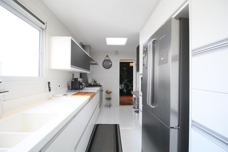 Apartamento à venda com 200m², 4 quartos e 3 vagasCozinha