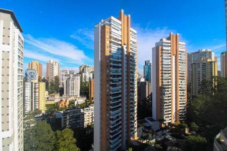 Apartamento à venda com 200m², 3 quartos e 3 vagas Apartamento à venda com 200m², 3 quartos e 3 vagasVista Varanda da Sala