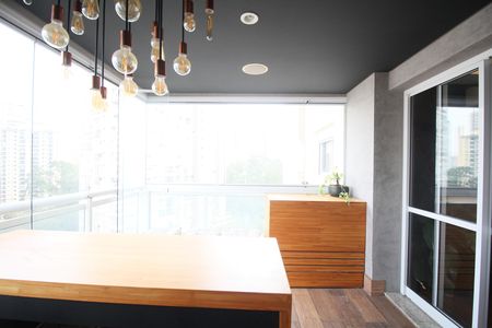 Apartamento à venda com 200m², 4 quartos e 3 vagasVaranda Gourmet
