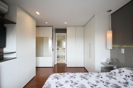 Apartamento à venda com 200m², 4 quartos e 3 vagasSuíte 1