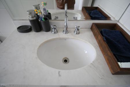 Apartamento à venda com 200m², 4 quartos e 3 vagasBanheiro da Suíte 2