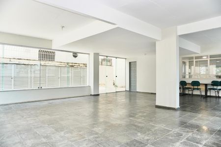 Apartamento à venda com 90m², 3 quartos e 2 vagas Apartamento à venda com 90m², 3 quartos e 2 vagasÁrea comum - Salão de festas