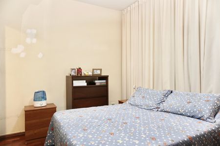 Apartamento à venda com 90m², 3 quartos e 2 vagas Apartamento à venda com 90m², 3 quartos e 2 vagasSuíte