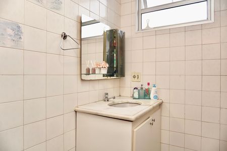 Apartamento à venda com 90m², 3 quartos e 2 vagas Apartamento à venda com 90m², 3 quartos e 2 vagasBanheiro da Suíte