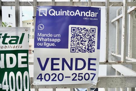 Apartamento à venda com 90m², 3 quartos e 2 vagas Apartamento à venda com 90m², 3 quartos e 2 vagasPlaca