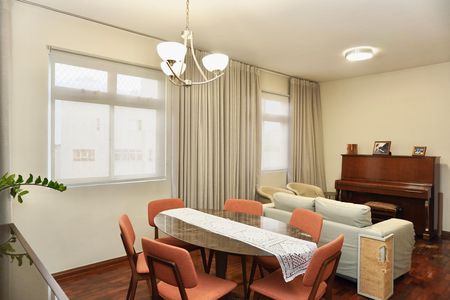 Sala  de apartamento à venda com 3 quartos, 90m² em Silveira, Belo Horizonte