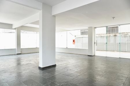 Apartamento à venda com 90m², 3 quartos e 2 vagas Apartamento à venda com 90m², 3 quartos e 2 vagasÁrea comum - Salão de festas