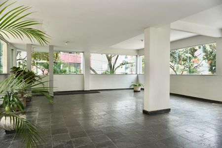 Apartamento à venda com 90m², 3 quartos e 2 vagas Apartamento à venda com 90m², 3 quartos e 2 vagasHall de entrada