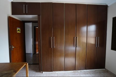 Casa à venda com 420m², 5 quartos e 4 vagas