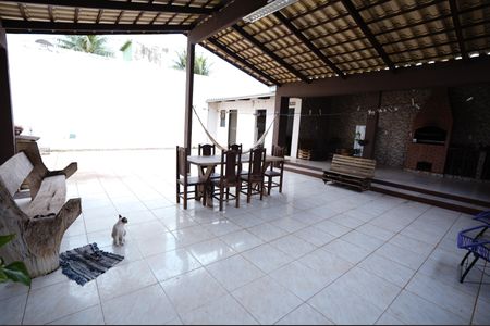 Casa à venda com 420m², 5 quartos e 4 vagas