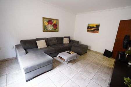 Casa à venda com 420m², 5 quartos e 4 vagas