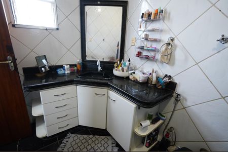 Casa à venda com 420m², 5 quartos e 4 vagas