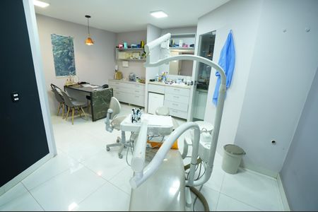 Casa à venda com 420m², 5 quartos e 4 vagas