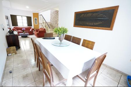 Casa à venda com 420m², 5 quartos e 4 vagas