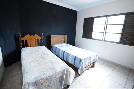 Casa à venda com 420m², 5 quartos e 4 vagas