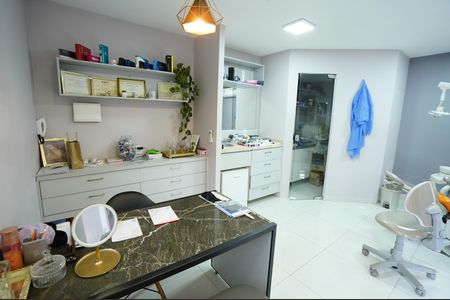 Casa à venda com 420m², 5 quartos e 4 vagas