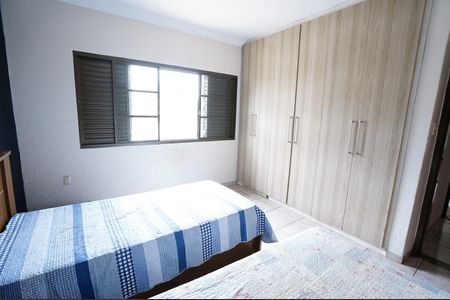 Casa à venda com 420m², 5 quartos e 4 vagas