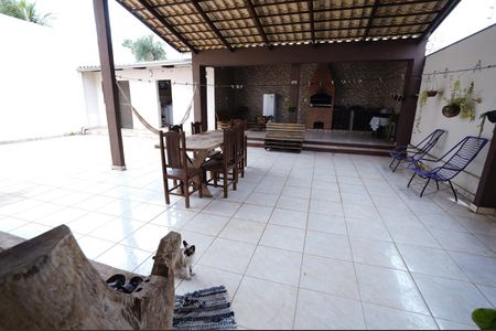 Casa à venda com 420m², 5 quartos e 4 vagas