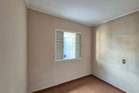Casa à venda com 108m², 3 quartos e 2 vagasQuarto 2 