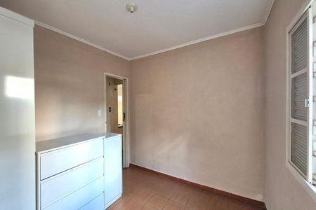 Casa à venda com 108m², 3 quartos e 2 vagasQuarto 2 